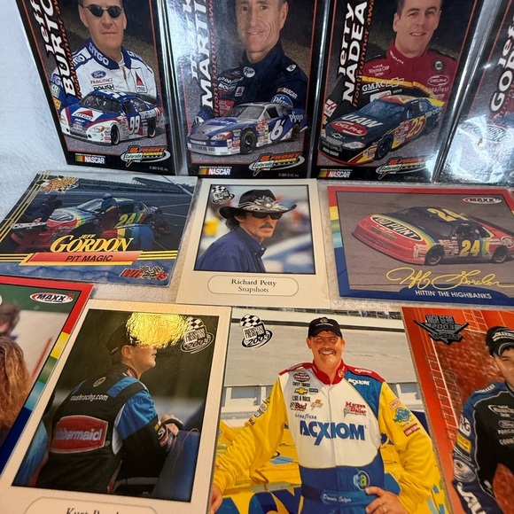 NASCAR Trading cards 28 total, various retired drivers - Picture 11 of 16